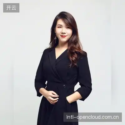 屈露云